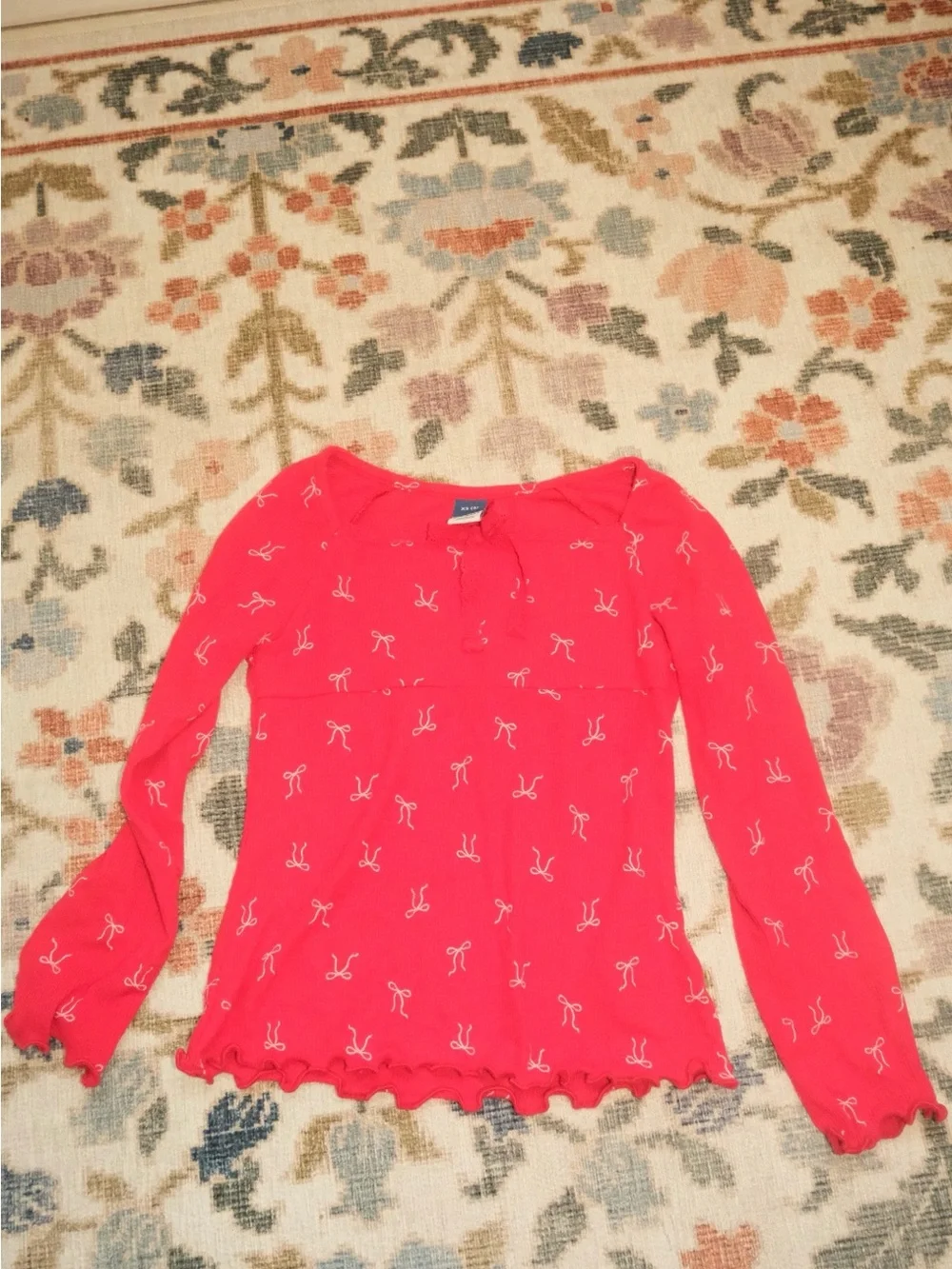 Old Navy  Red Long-Sleeve Bow Print Top